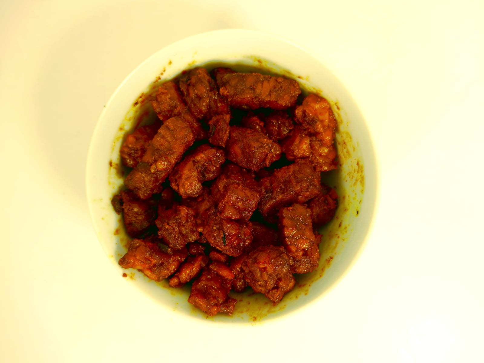 Tempeh mariné aux 2 Paprikas